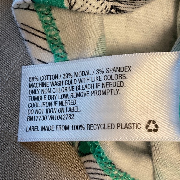 a new day Green and White Floral Tank Top - Picture 6 of 7